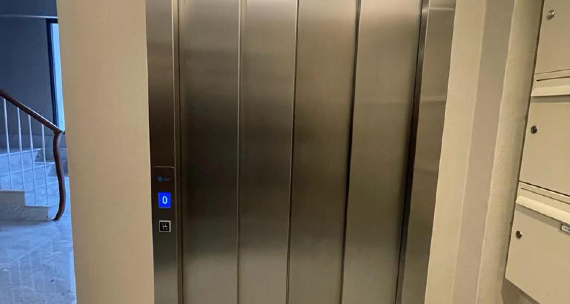 Nueva Parada Desarrollo de modernización de ascensor
